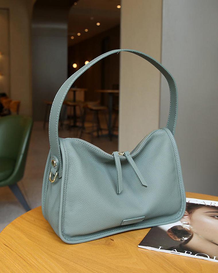 Elvion bags and wallets — workshop and product photo 5